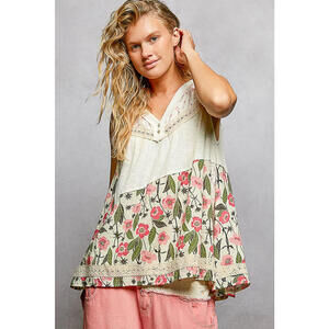 POL Lace Detail Floral V-Neck Tank